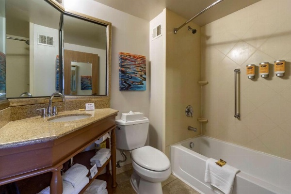 Best Western Plus Bellingham image 18